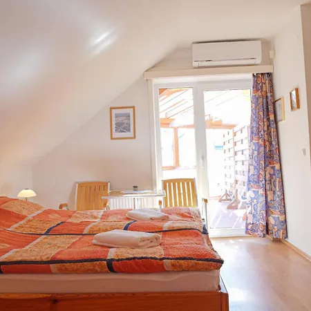 Apartament La Playa *